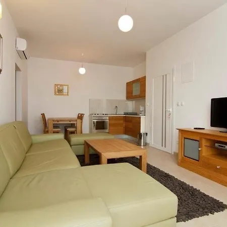 Apartments Vela Sollis Marusici  Zimmer foto